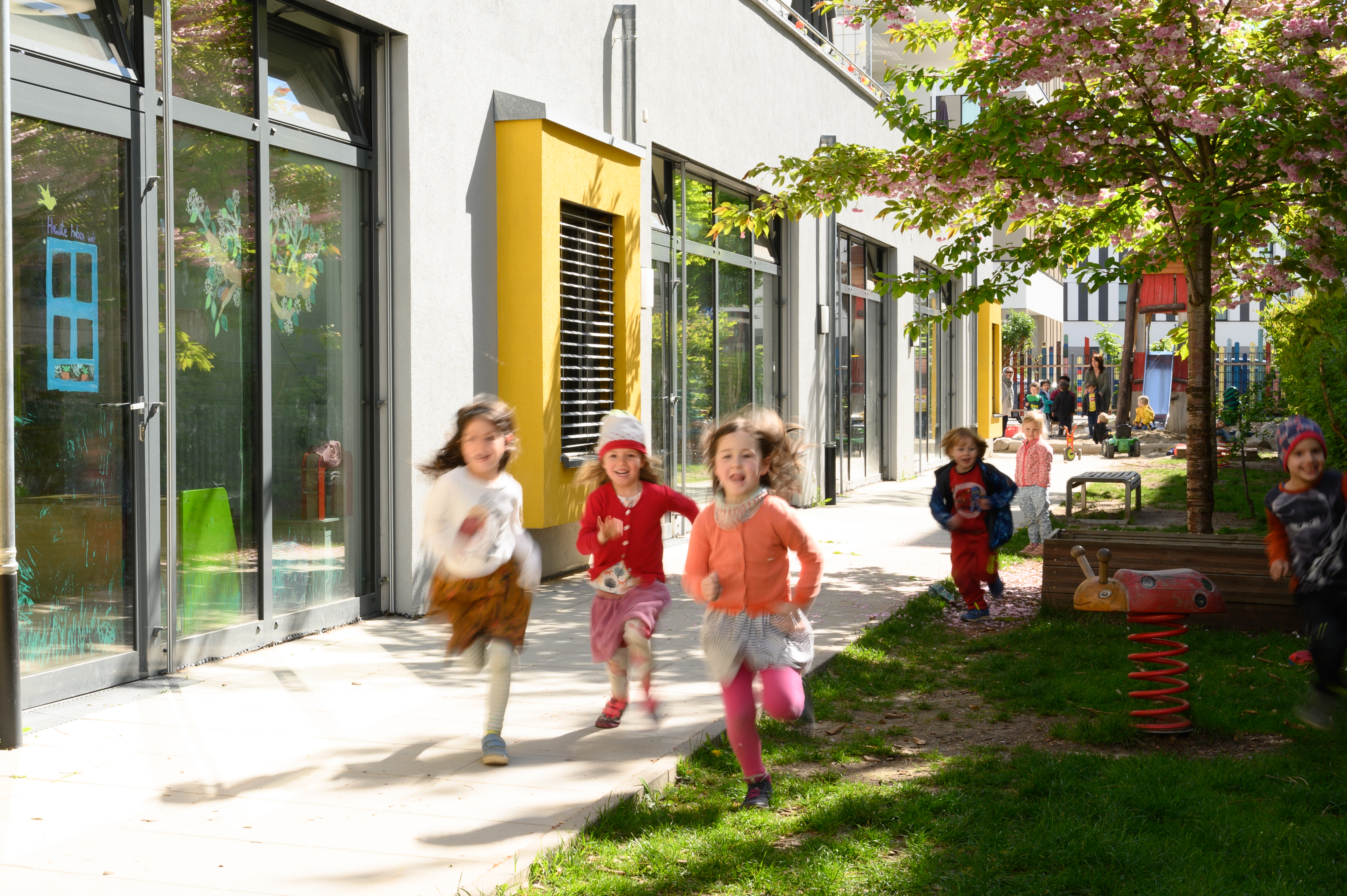 Dieser Text steht nur im Quelltext und beschreibt das Bild.